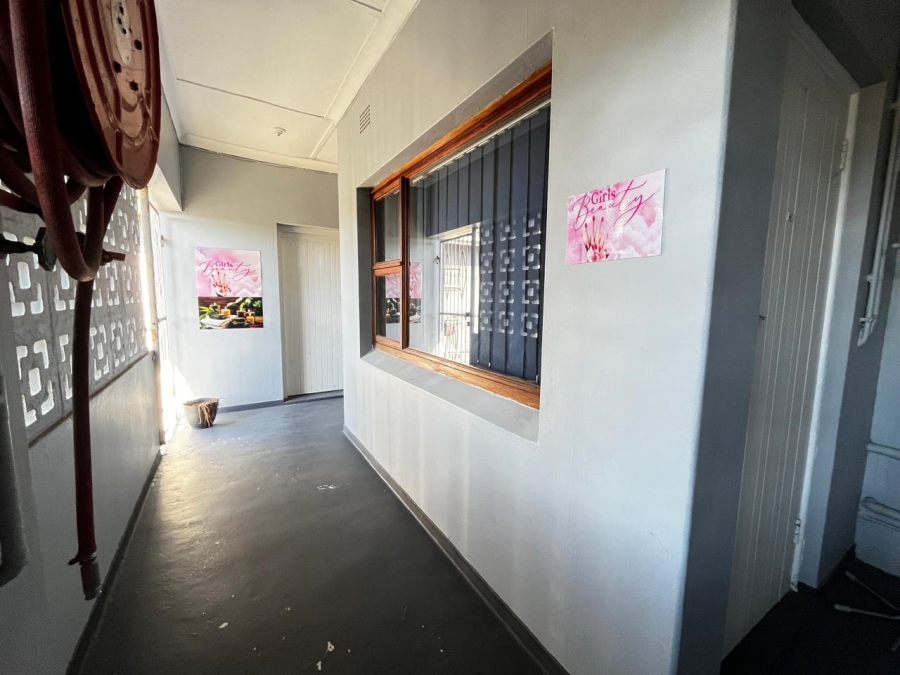 To Let commercial Property for Rent in Stirling Eastern Cape